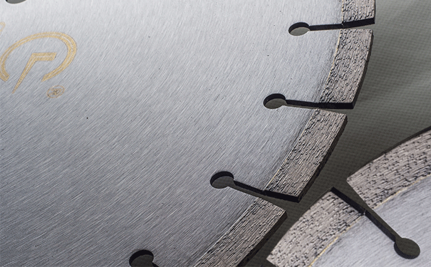 昌利專注研發(fā)生產(chǎn)質(zhì)量穩(wěn)定的金剛石鋸片 昌利專注研發(fā)生產(chǎn)質(zhì)量穩(wěn)定的金剛石鋸片